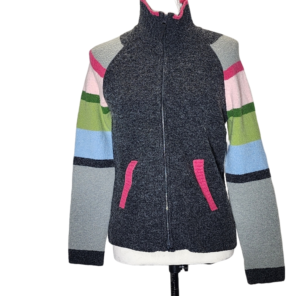 Context. Y2K, Zip-up Striped Cardigan Sweater. Medium